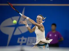 bet365体育官网-瓦利耶娃失误视频