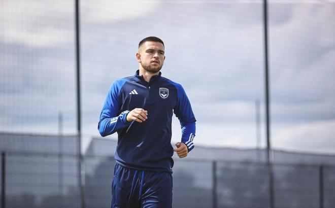 bet365app下载-瑞典队中场是谁