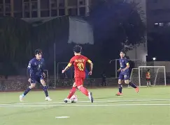 足球比赛即将拉开帷幕队员们彼此发出什么励志夺冠